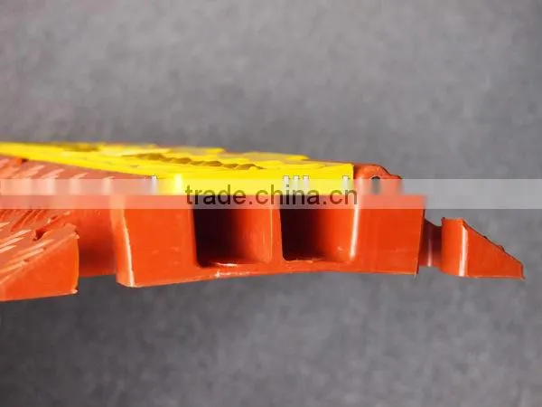Unique Design With High Quality 2 Channels Cable Protector Cable Ramp From Ovation photo-4