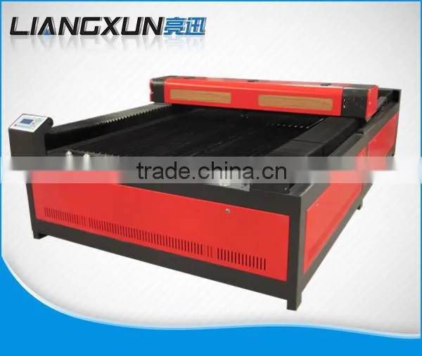 LX1326 Professional Suppliers 1.3m x 2.5m Fabric Laser Cutting Machine photo-3