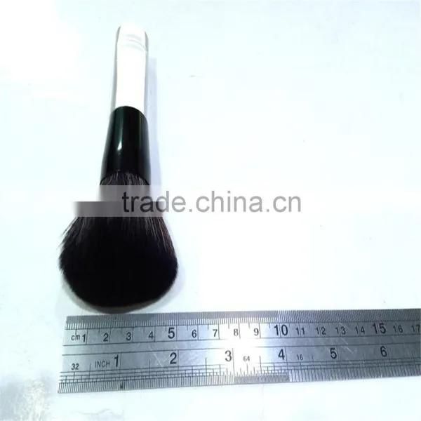 One Piece Crystal Blush Brush Daniel Makeup Brush Tool for People photo-2