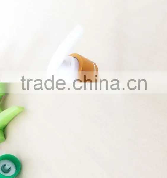 24 410 Lotion Pump With Gold Collar photo-2