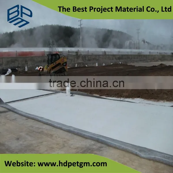 Geosynthetic Clay Liners Bentonite Clay Liner With HDPE Geomembrane photo-4
