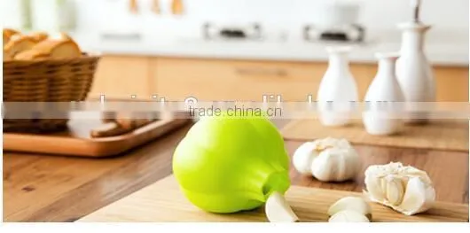 Cy287 New Creative Silicone Garlic Peeler Kitchen Gadget Roller Tool Kitchen Accessory Tool photo-5