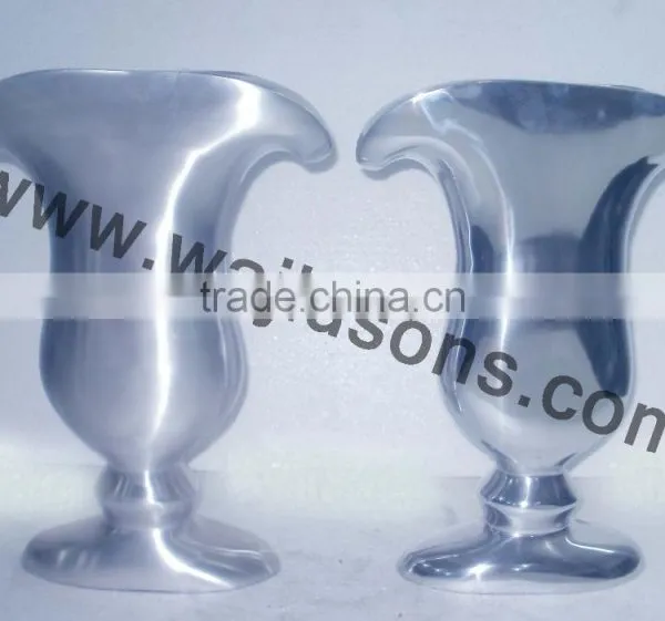 2015 Antique Reproduction Vase | Outdoor Decorative Metal Vase photo-2