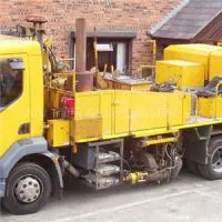 TT-Q60-RK J1600 Thermoplastic Spraying Marking Truck