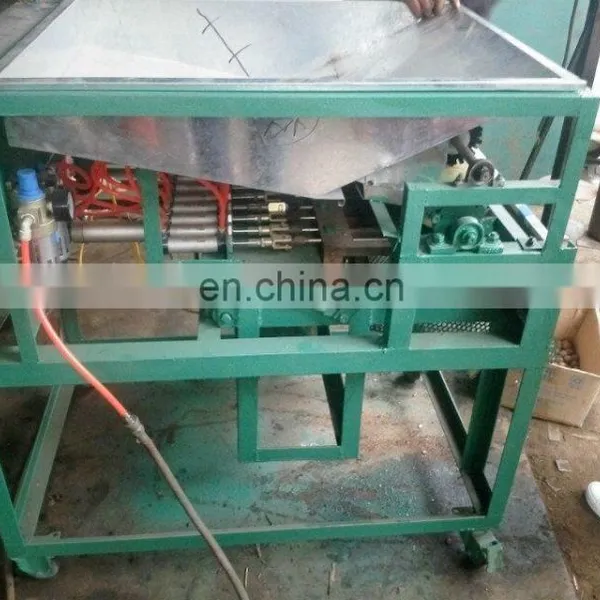 Macadamia Nuts Tapping Machine Macadamia Nuts Tapping Machine photo-3