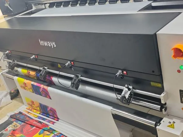 Inways 2,1m Digital Direct Flag Printer YJ2104-S mit Epson i3200 A1