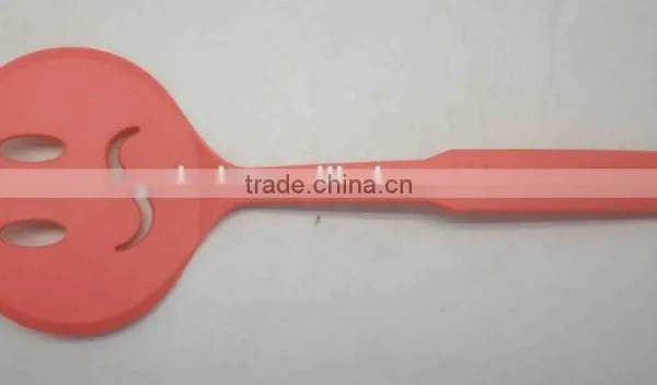 UNIQUE FUNTION HEAD NYLON KITCHEN TOOL WITH SHAPE DESIGN, SMILE DESIGN, HEART SHAPE photo-3