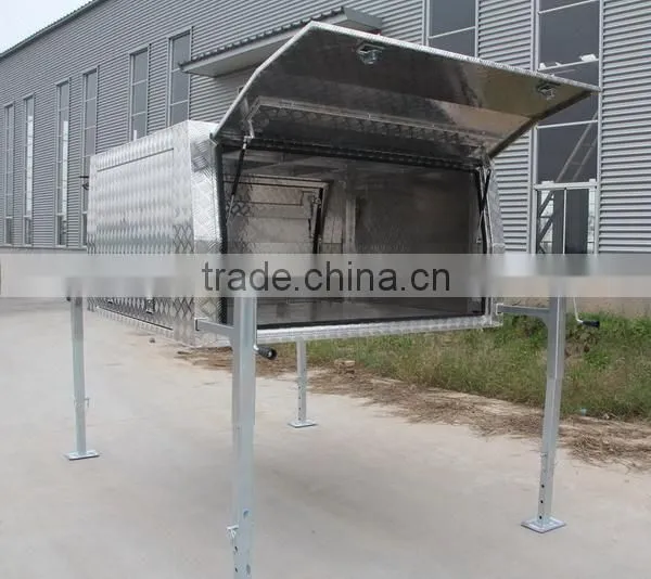 UTE Canopy With Jack Legs