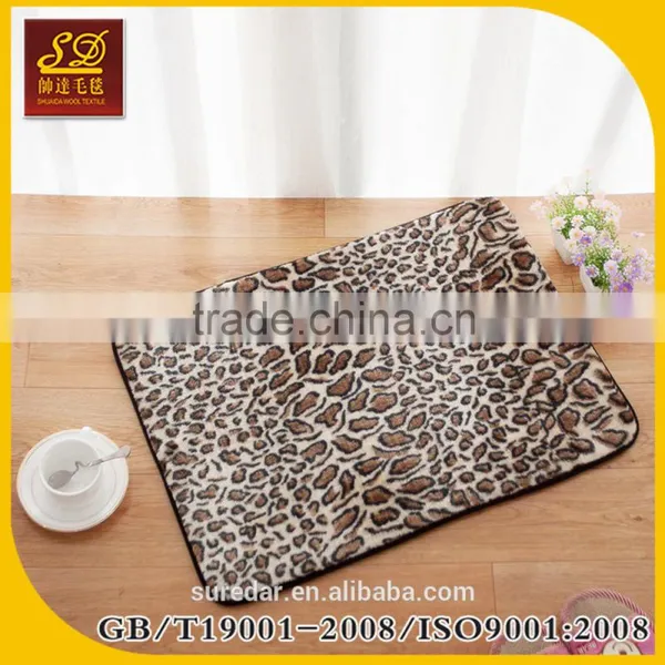 Polyester Hand Tufted Carpets and Rugs in Living Room