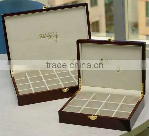 Wooden Tea Box