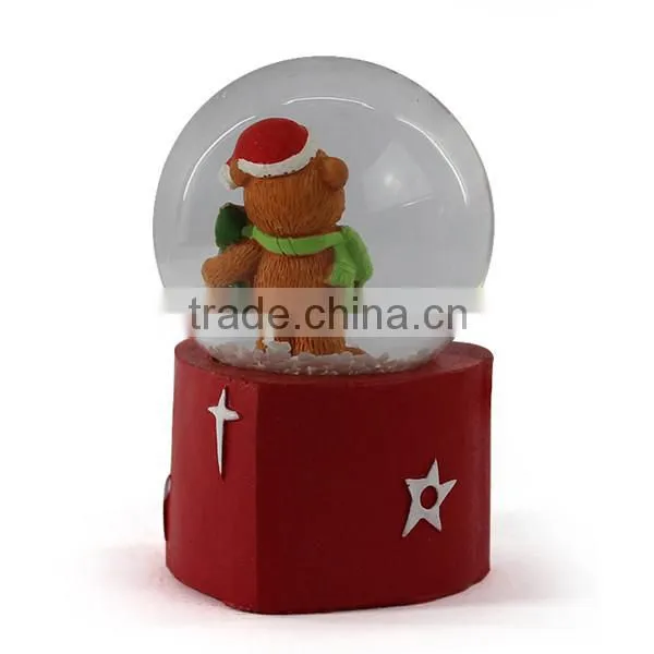 Polyresin Bear Snow Globe photo-4