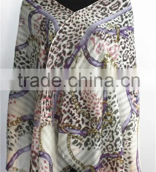 Shackles Printed Wool Scarf With Fringe photo-3