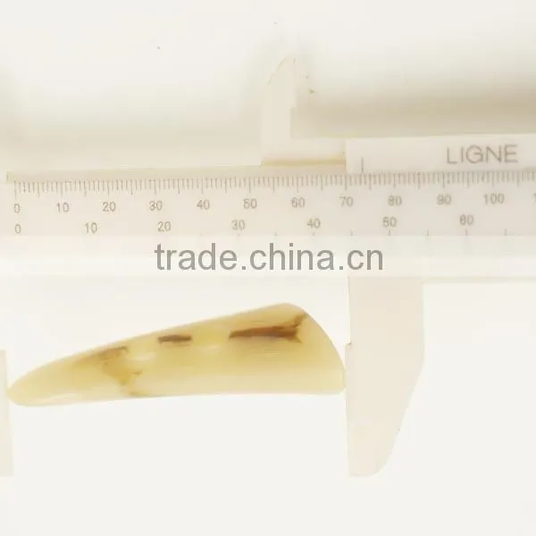 2015 Most Popular Polyester Resin Horn Toggle Button for Coat photo-2