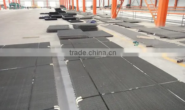 Crimped wire mesh