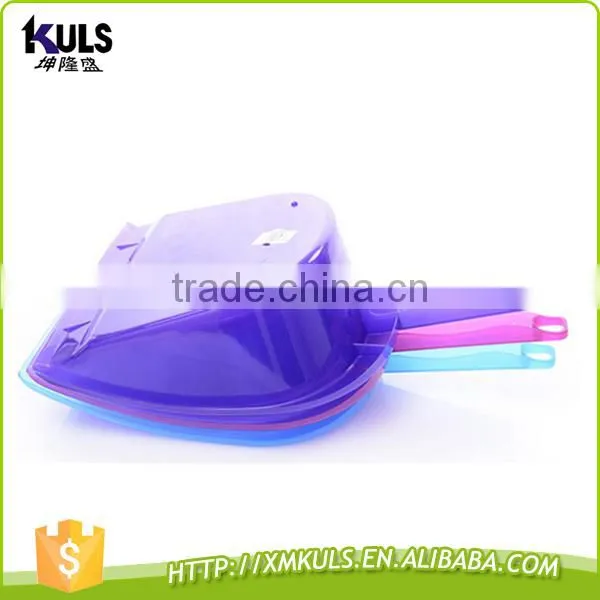 Wholesale Portable Plastic Dustpan With Different Colours photo-2