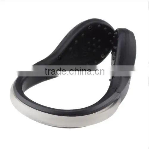 Outdoor Portable Bike Cycling Sports Safety Signal Shoes Wrist LED Light Clip photo-4