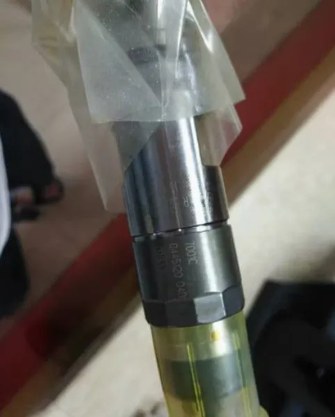 65.10401-7001 Dl08 Doosan Engine Fuel Injector for Excavator/Truck/Generator/Daewoo Bus Part photo-3
