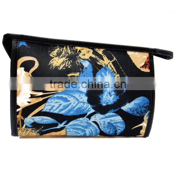 Travel Zipper Flower Printing Fashion Cosmetic Bag Products Large Makeup Bag photo-2