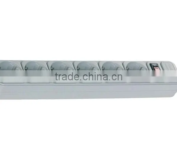 German schuko overload protector socket power strip surge protector