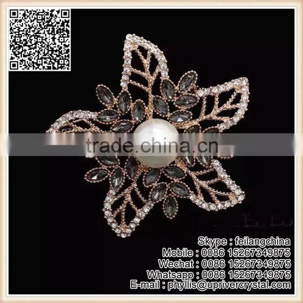 Color Crystal Diamond Cereals Brooch Big Pearl Brooch Pin photo-3