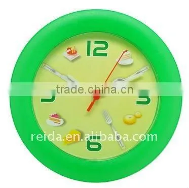 2014 Plastic Gift Wall Clock Promotional Plastic Quartz Wall Clock