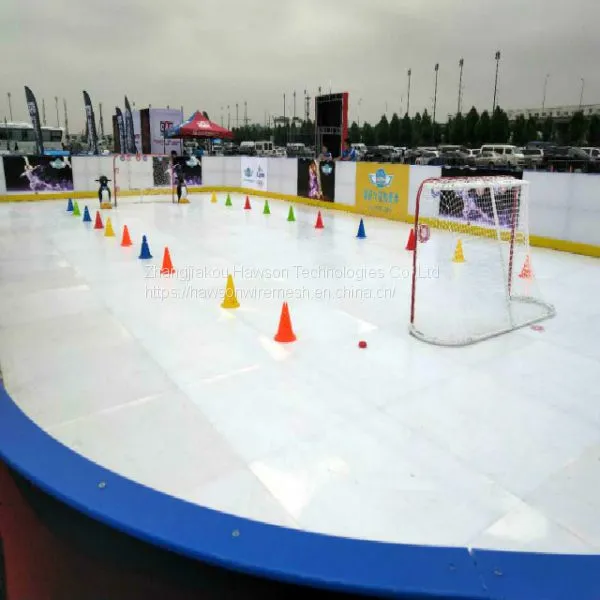 Пластиковый каток размером 4x8 из листа УВМПЭ