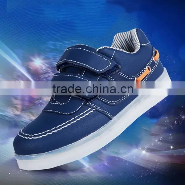 Comfort Stylish Casual Men Luminous Running LED Flash Shoes photo-6