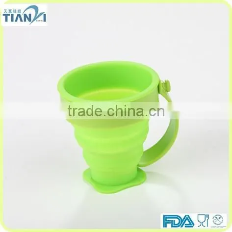Non-toxic BPA Free Silicone Collapsible Custom Foldable Cup With Plastic Handle