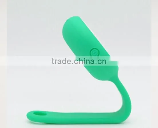 Hotsale New Creative Christmas Promotional Gift Bluetooth Speaker With Silicon Stand Hifi Sound photo-6