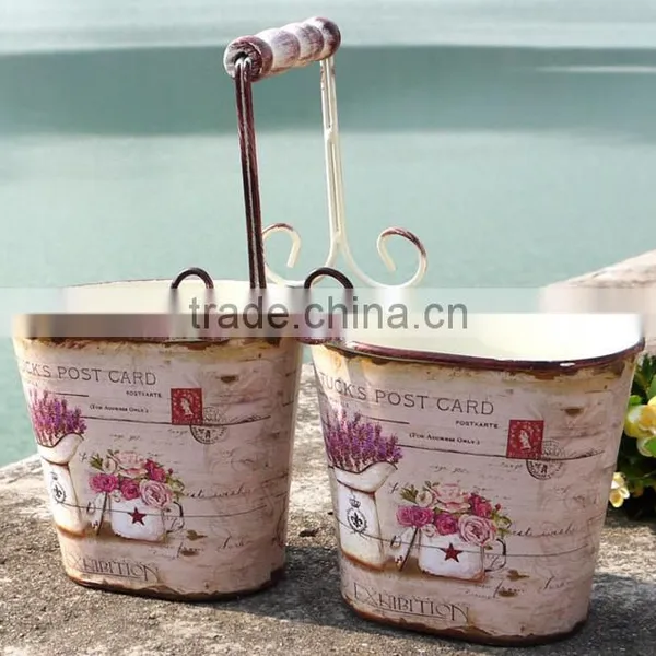 2 Set Metal Flower Garden Plant Pots Set With a Wooden Handle photo-3