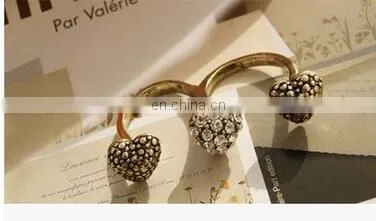 2017 New Fashion Three Heart Simulated Diamond Two Finger Rings Fashion Retro Double Finger Open Ring Classic Fashion photo-2