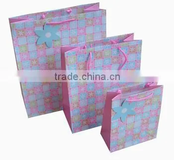 Free Sample White Glossy Paper Bag photo-3