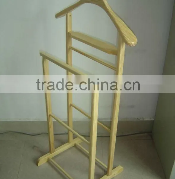 C121 Wooden Valet Stand