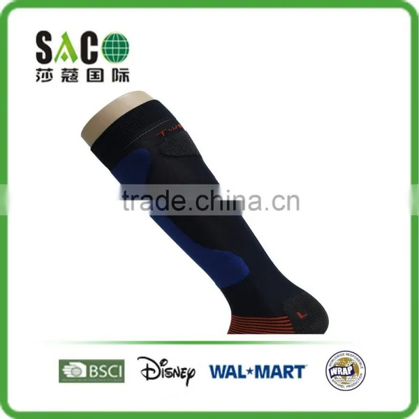 Custom Logo Mark Left and Right Foot Knitted Knee High Sports Socks photo-3
