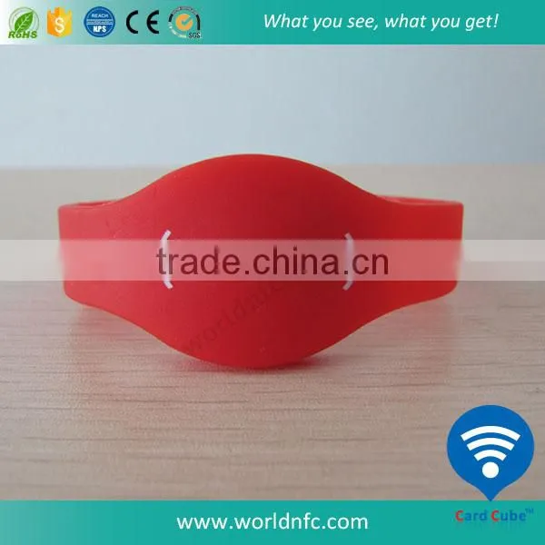 Cheap Price Silicone Wristband With NFC Chip photo-2
