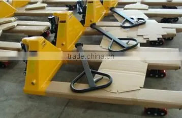 China 2.5 Ton Hand Manual Forklift Hand Pallet Truck Price photo-4