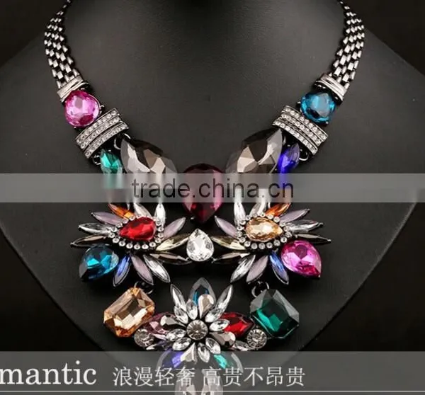 Fancy Design High End Latest Ladies Beaded Necklace