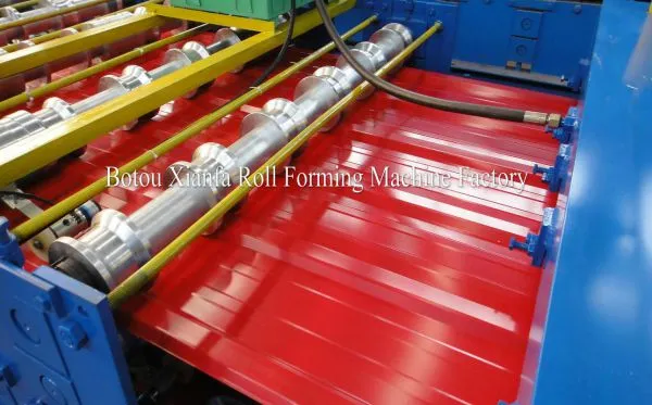 Metal Thin Panel Roof Tile Forming Machine photo-4