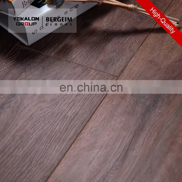 New Top Selling High Quality Cheap Color Hdf Super High Gloss Middle Embossed Ac4 Laminate Flooring Price Board photo-2