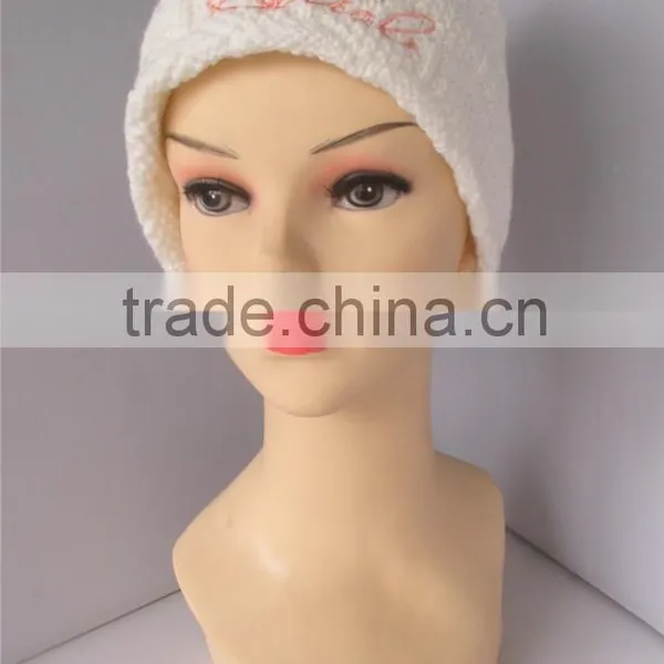 Fashionable Girl's Design Kintted Acrylic Embroidery Beanie Hat photo-5