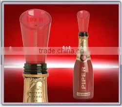 Champagne Pourer
