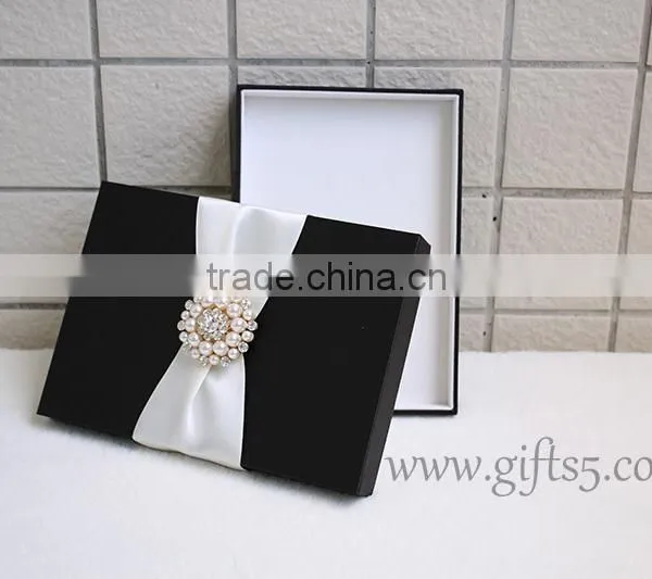 Customized Made-In-China Luxury Ribbon Wedding Invitation Box For Gift photo-3