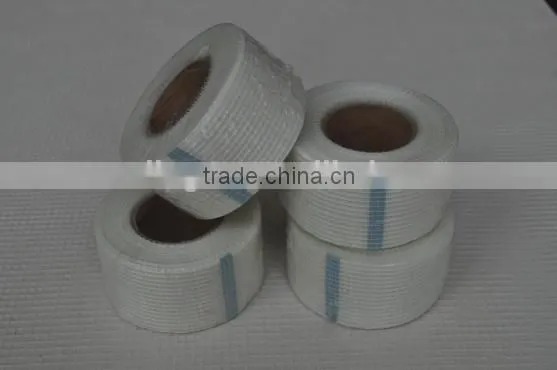 Self-adhesive Alkali Resistant Fiberglass Mesh