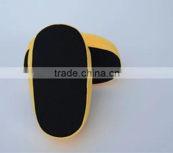 Hot Sale Factory Direct Wholesale Creative Emoji Expression Soft Cute Emoji Slipper, Custom Warm Slipper Plush Toy photo-3