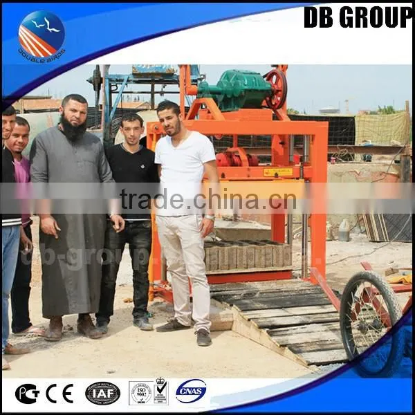 China 20 Years Old Factory Machine for Making Brick Ecological QTJ4-40