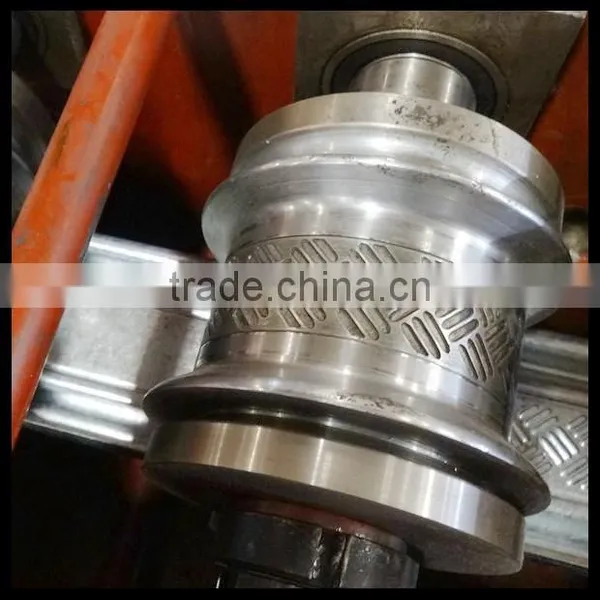 LMS Guangzhou Manufacture Roller Shutter Door Making Machine photo-4