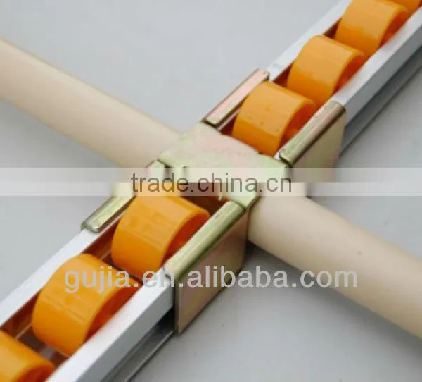 Galvanized Steel Frame Roller Track in Pipe Racking System photo-2