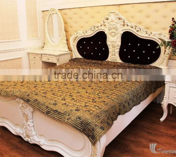 Hand Embroidered Blanket and Pillowcases, Fashionable Colours and Designs, 100 Handmade in Vietnam photo-3