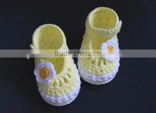 Hollow Wool Knitted Shoes Wholesale Floral Crochet Baby Girl Soft Shoes photo-2