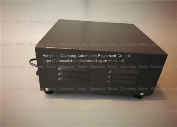 60Khz Analog Ultrasonic Vibration Generator For Ultrasonic Wire Embedding Device photo-3